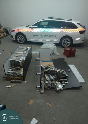 IMG-6723cc7afe2d76b6b5a32fa2ce595624-V L.jpg