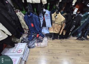 IMG-73c868119ebdb875496e5336d3cb8848-V L.jpg