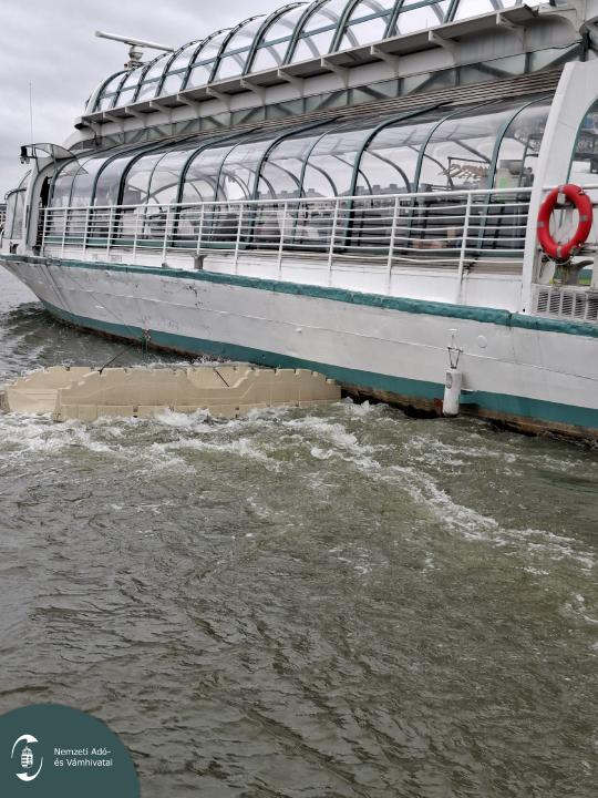 Elszabadult ponton