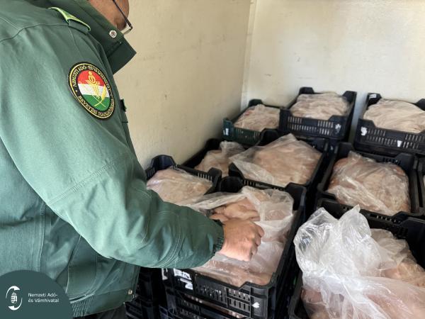 Bűzlő rakomány a Monostori hídon